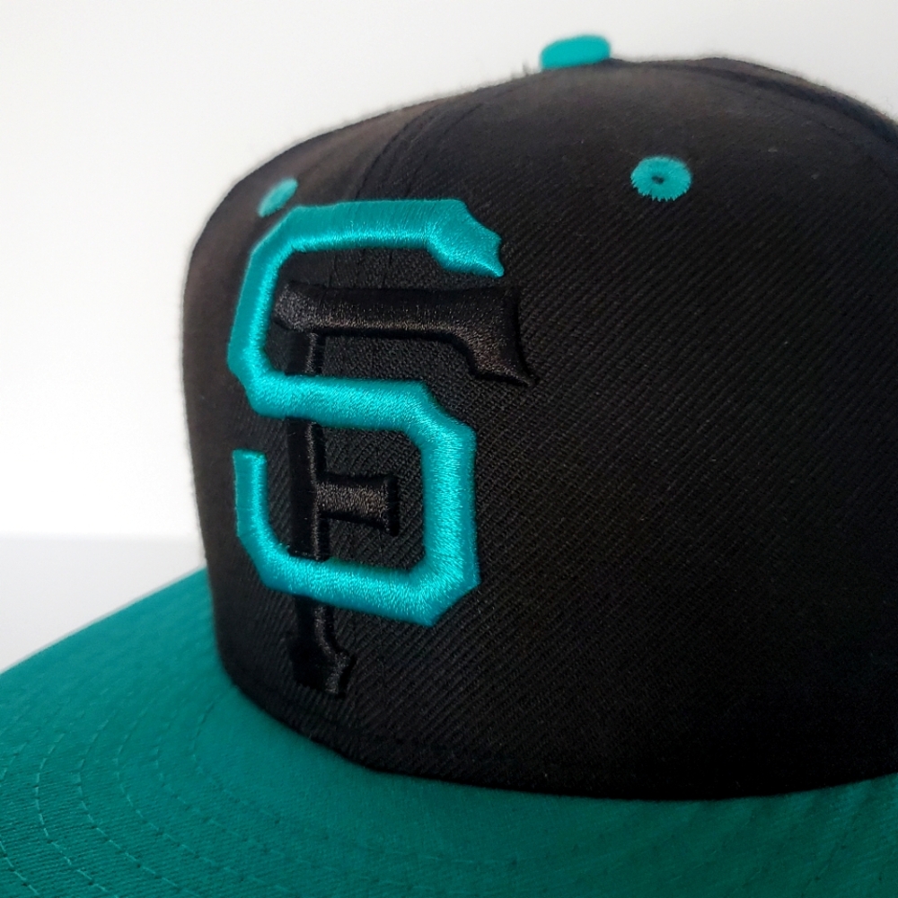 100% Wool SAN FRANCISCO GIANTS Men's Snapback Cap Official MLB Embroidered